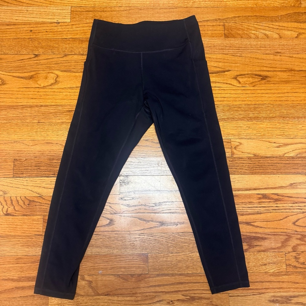 TEK Gear Ultrastretch Black Cropped Leggings Size L